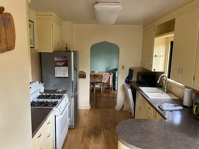650 N San Jose Way — Photo 15