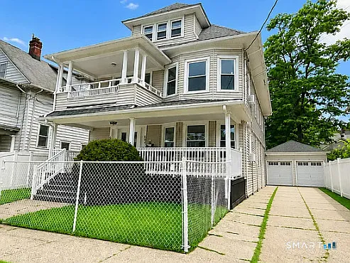 695 Laurel Ave