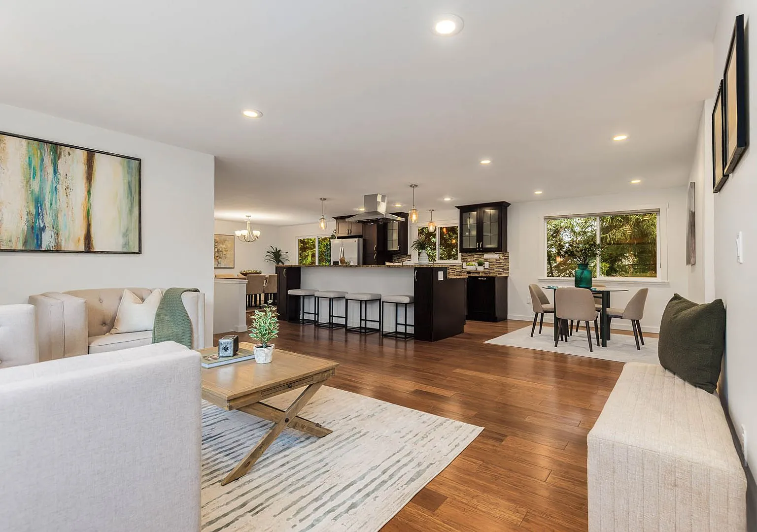 Beautifully Remodeled in Kenmore- Pet Friendly with Oversized Backyard — Photo 4