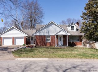 2613 E Robin Rd, New Albany, IN 47150