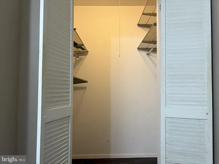 2842 S Iseminger St #1 — Photo 9
