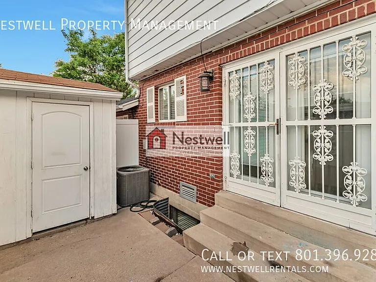 1419 Darling St #4 — Photo 3