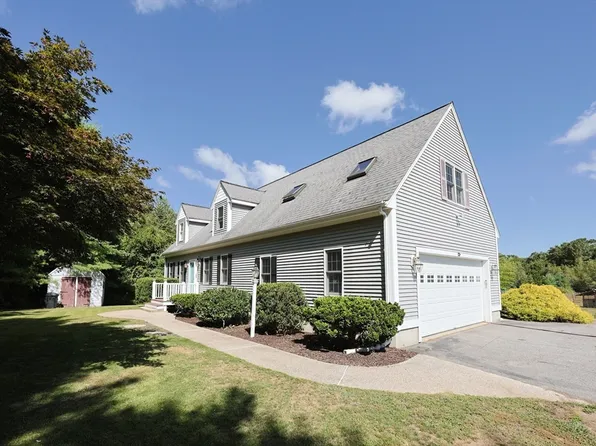 67 Sanford St, Berkley, MA 02779