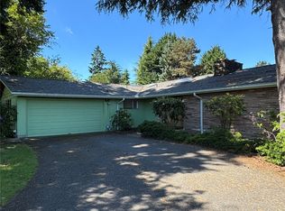 3241 98th Ave NE, Bellevue, WA