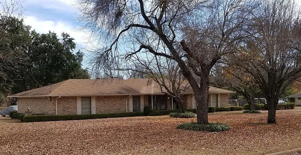 1st image of 1002 Pebble Springs Pl
