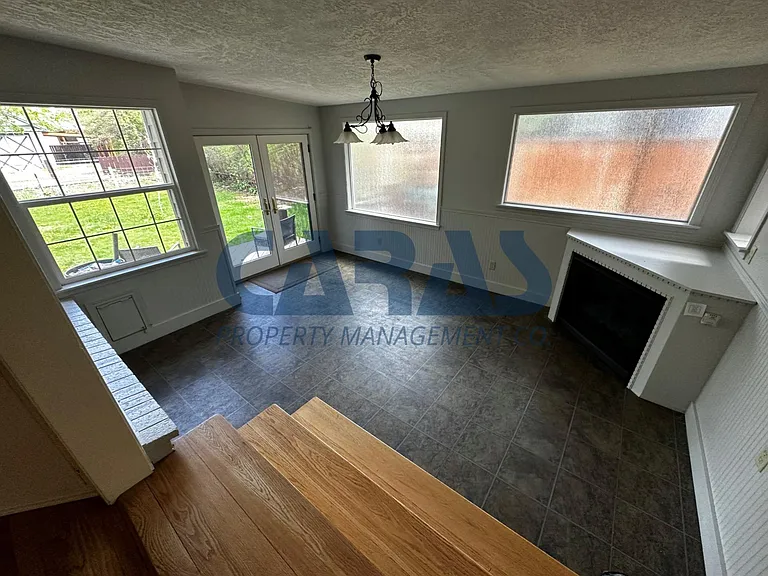 706 S 4th St — Photo 10