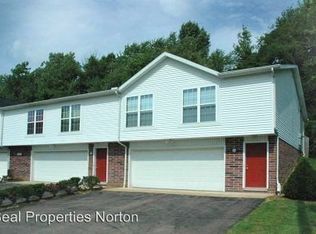 3927 Long Dr APT A, Norton, OH 44203