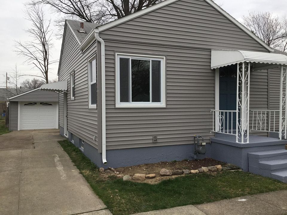1st image of 622 Harvard Ave