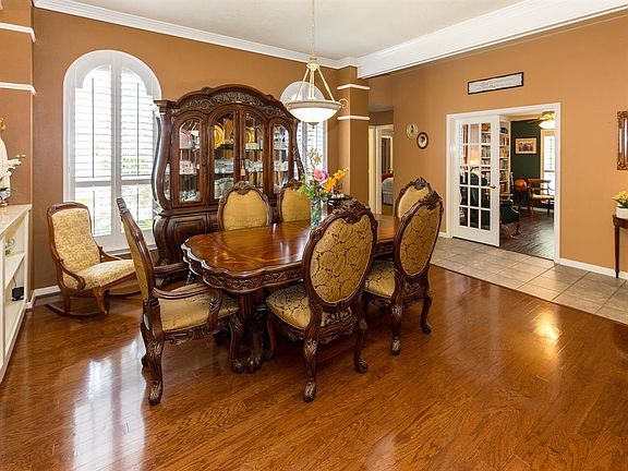 5th image of 2221 Greenthread Dr