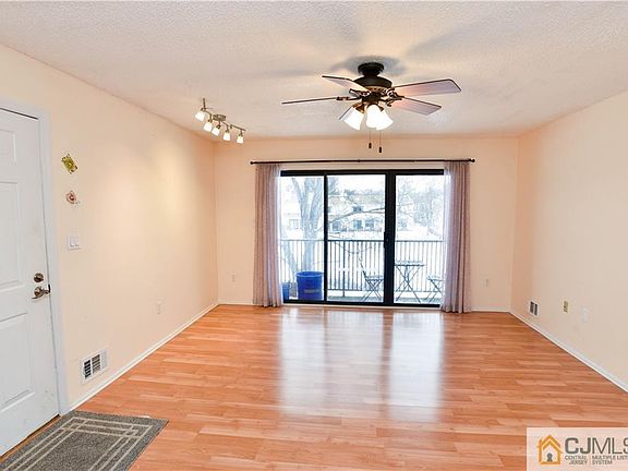 2nd image of 396 Lancaster Ct #2396