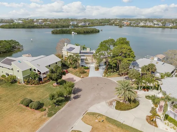 600 Soundview Dr, Palm Harbor, FL 34683