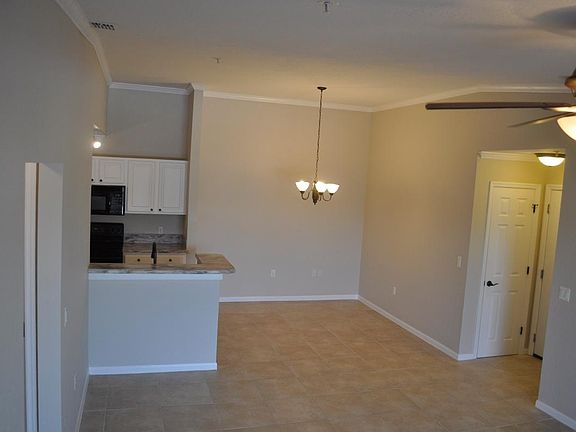 4th image of 430 Timberwalk Ct APT 1036