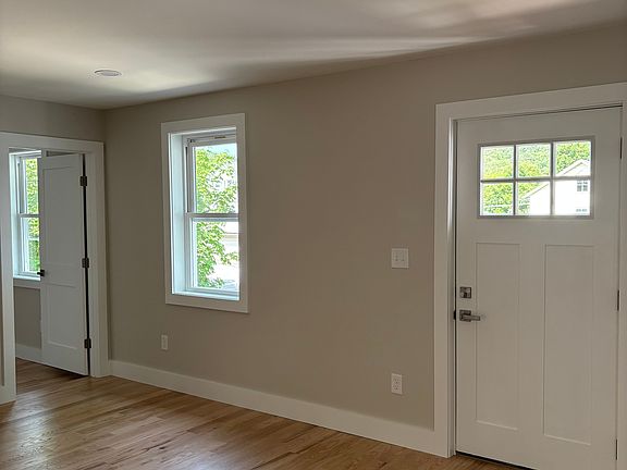 2nd image of 10-12 H St #2