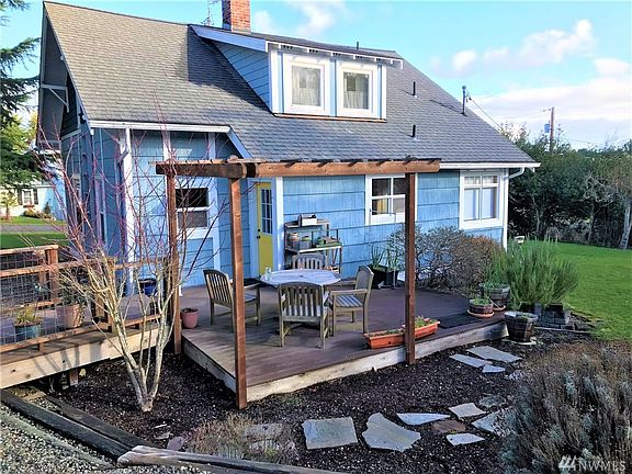 5th image of 307 NE 8th St