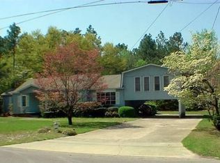 1540 W New York Ave, Southern pines, NC 28387
