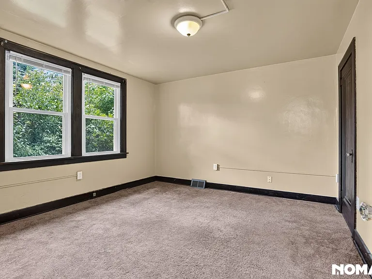 523 Ridge Ave — Photo 32