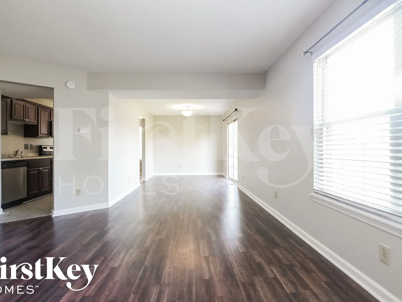 3 bed, 2.5 bath, 1536 sqft, $2,030 — Photo 4