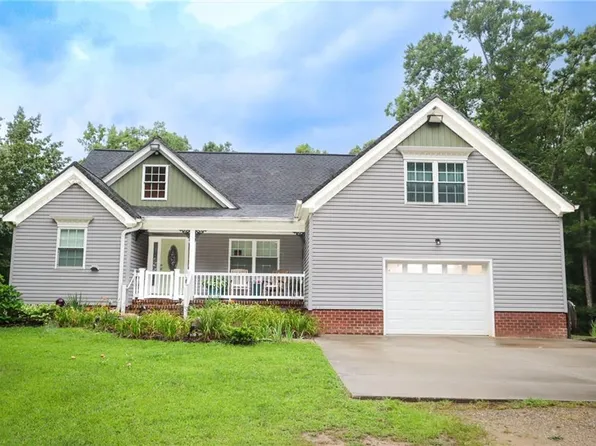 9336 Dutton Rd, Dutton, VA 23050