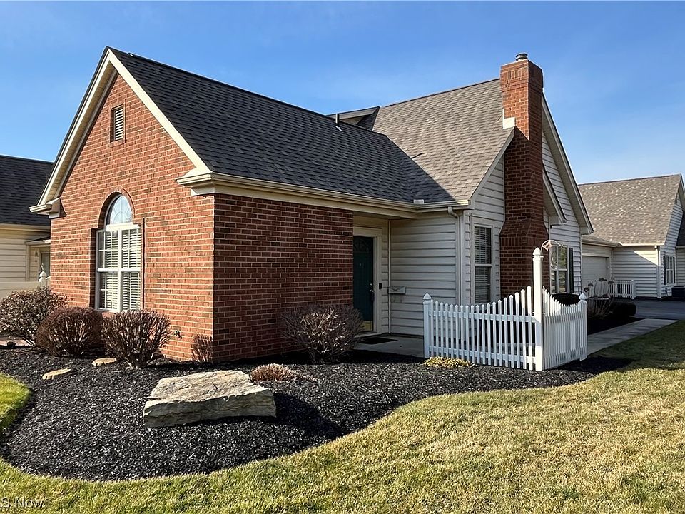 222 Village Ct, Columbiana, OH 44408 Zillow