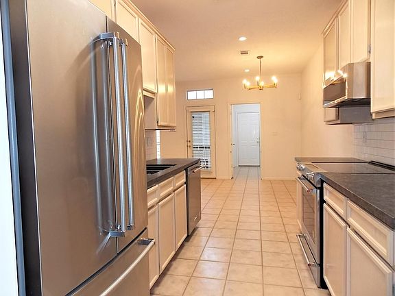 4th image of 7749 Pecan Dr