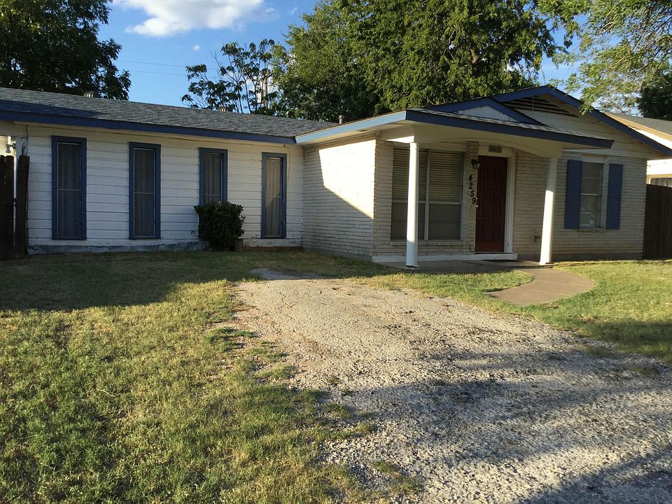 1st image of 4259 Roark Dr