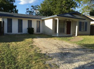 4259 Roark Dr, San Antonio, TX 78219