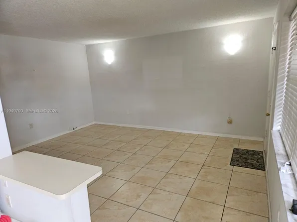 4590 SW 67th Ave #2, Miami, FL 33155