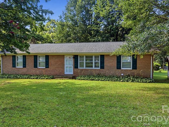 2nd image of 8116 Indian Trail Fairview Rd