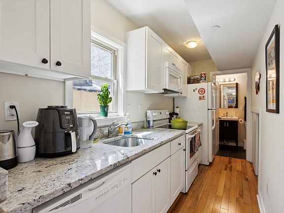 4th image of 1204 E Palmer St #2