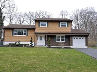 49 Rock Hill Rd, Old Bridge, NJ 08857