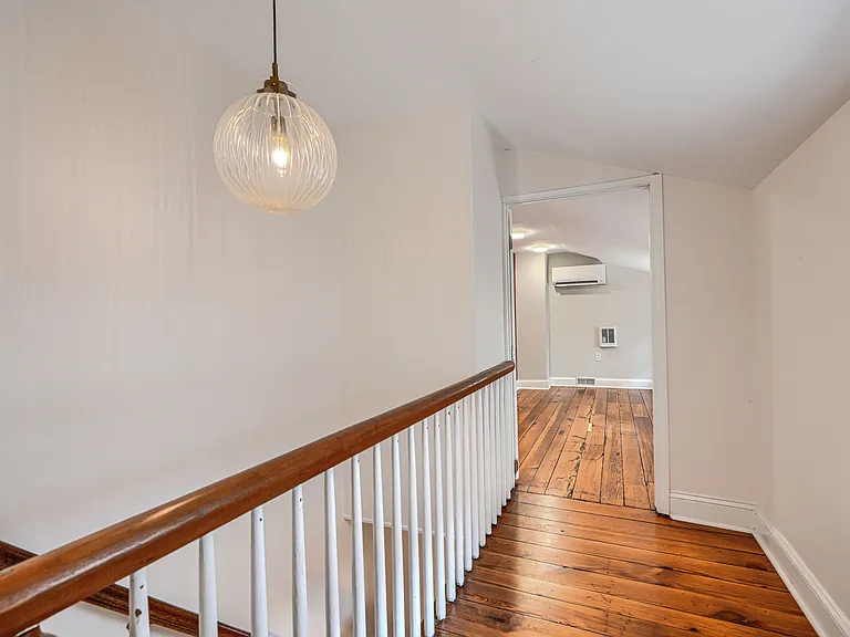 214 Warren Ave — Photo 27