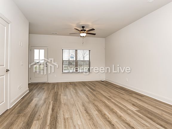 4th image of 756 Elkins Dr