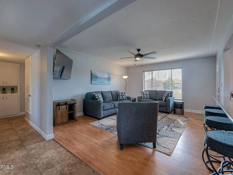 6908 E Edgemont Ave — Photo 12