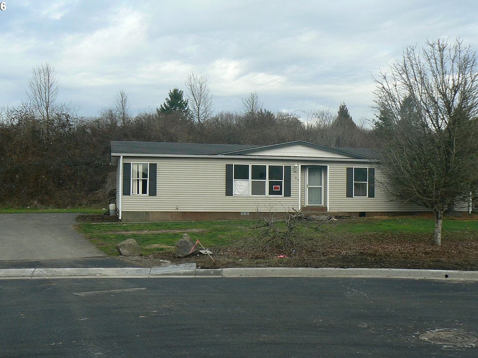 1st image of 8102 NE 103rd Ct