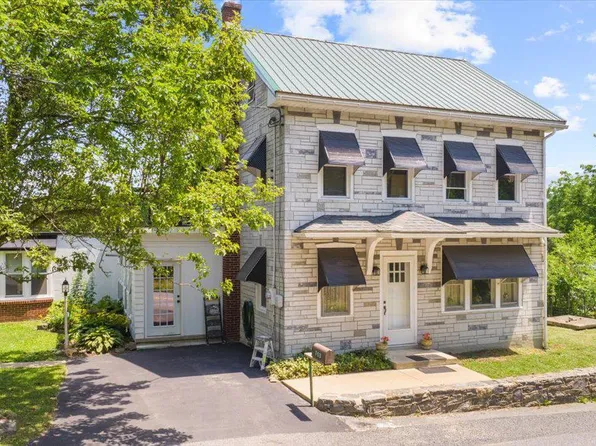 769 E Rehrersburg Rd, Bethel, PA 19507