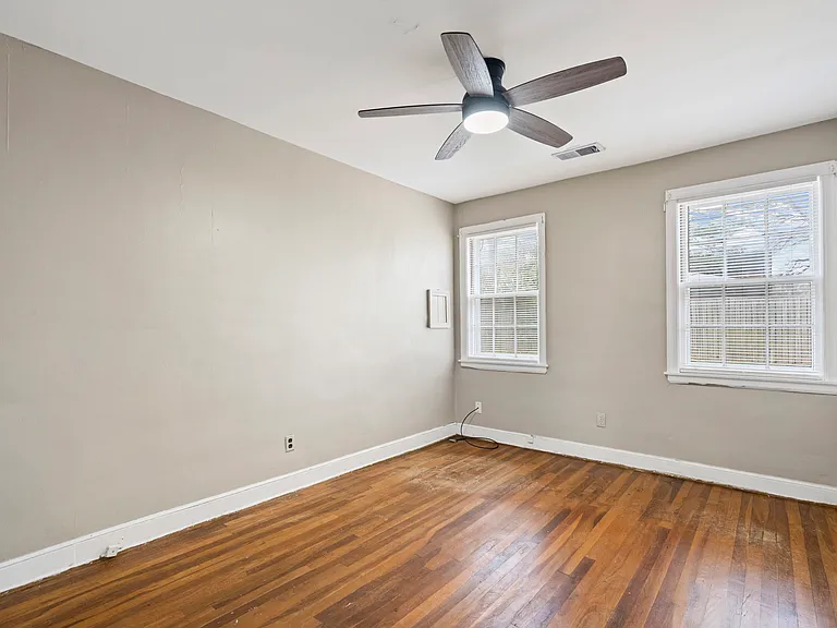 129 Roberta Dr — Photo 16