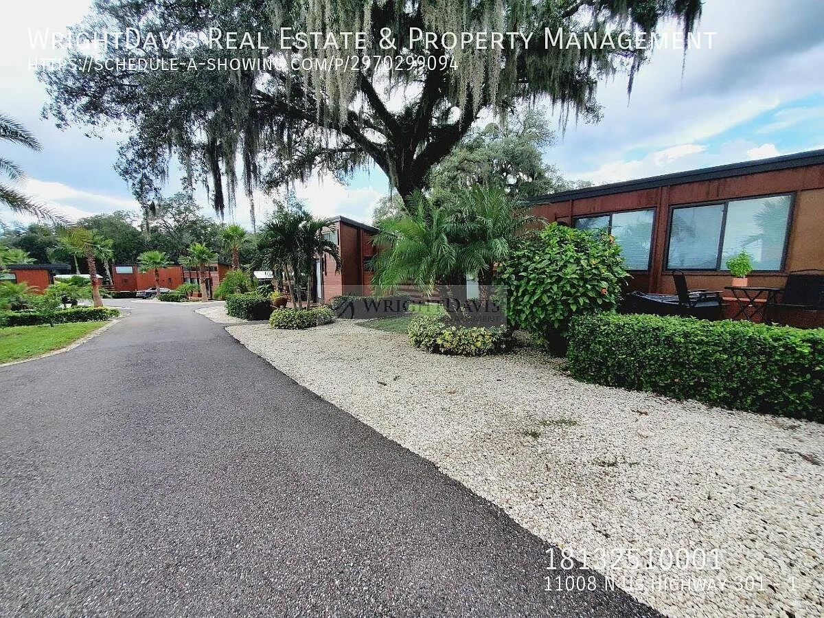 Charming 1/1 Cabin-Style Home Cozy & Private — Photo 2