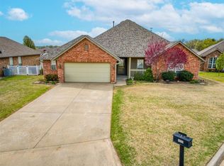2509 Sutton Ct, Shawnee, OK 74804