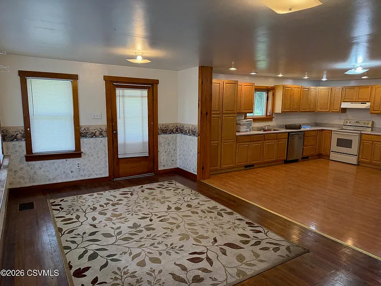 8580 Old Turnpike Rd — Photo 7