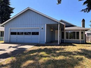 3887 N Clarey St, Eugene, OR 97402