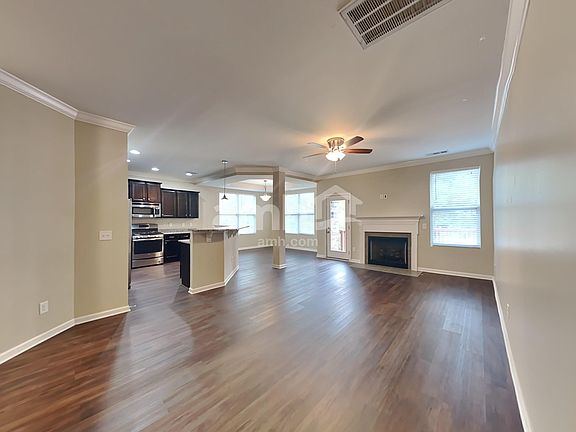 5th image of 308 Harkins Ct