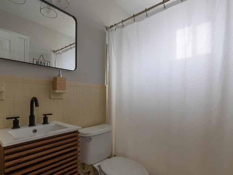 207 Reveille St — Photo 17