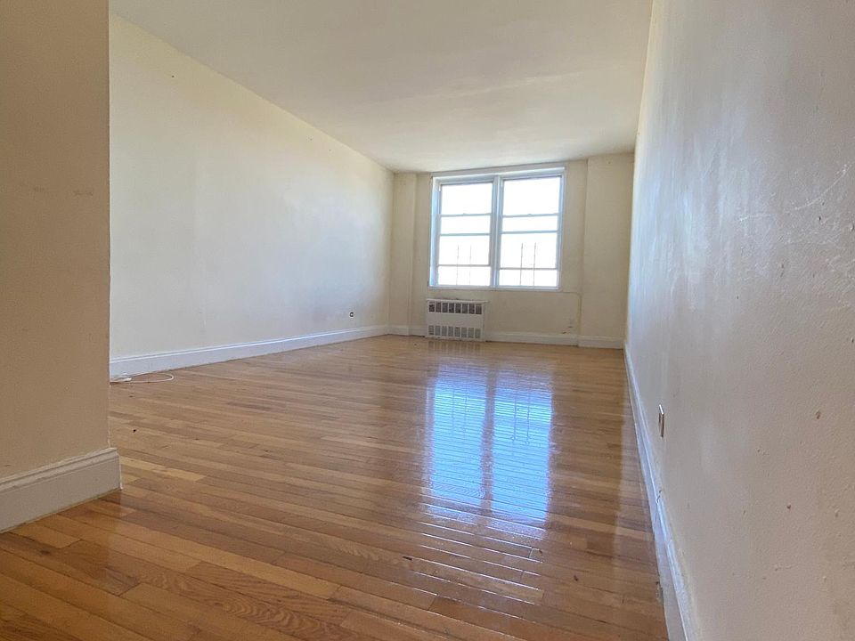 1st image of 2510 Ocean Pkwy #7-W