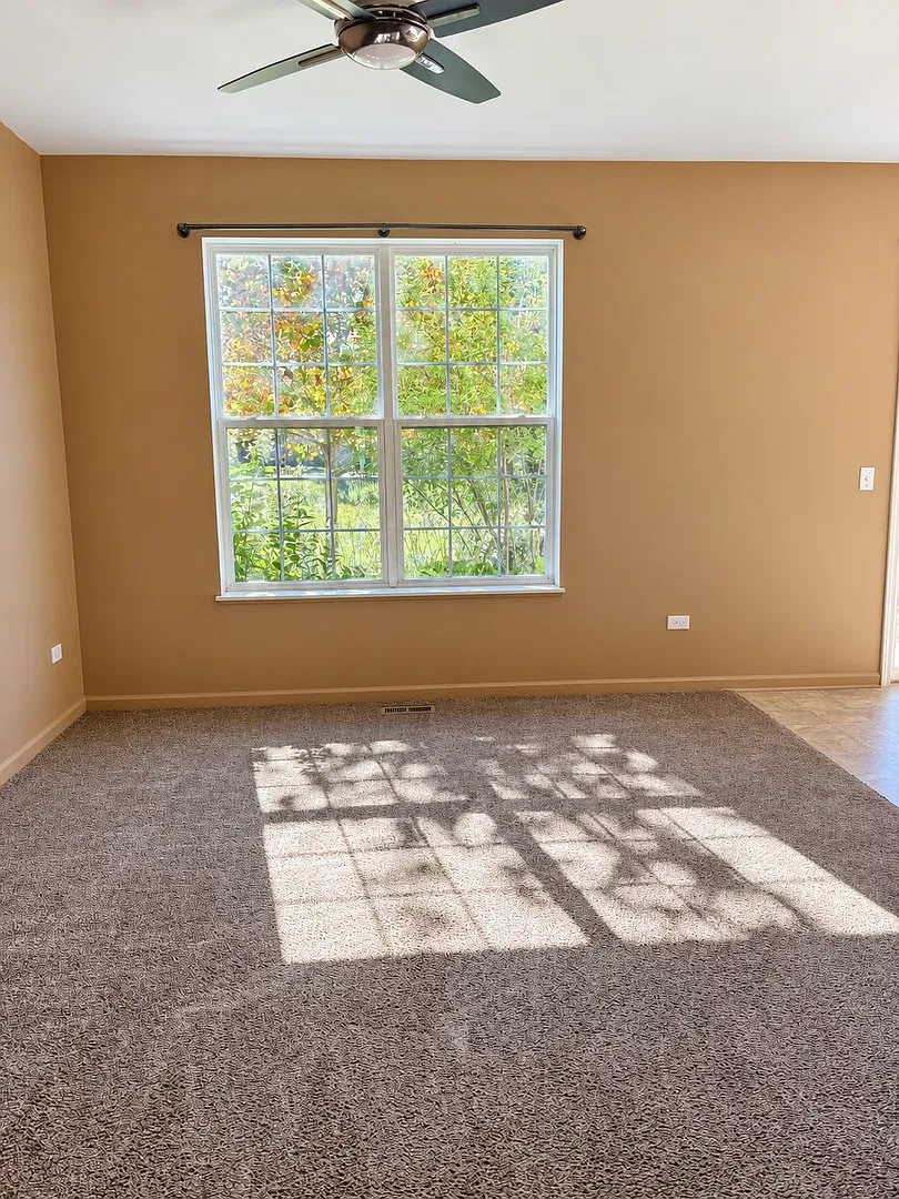 2 bed, 1.5 bath, 1310 sqft, $2,195 — Photo 2