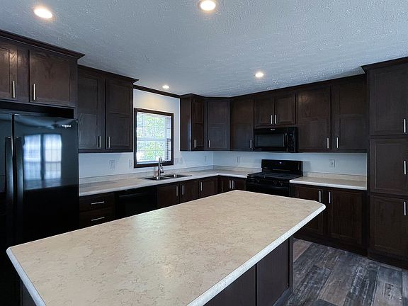 2nd image of 6462 Breezeway Dr #184