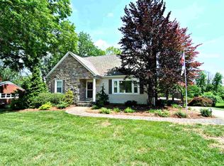 30 Alta Vista Dr, Walton, KY 41094