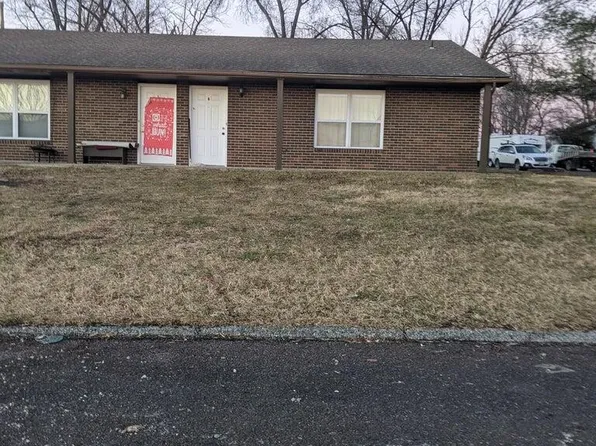 733 Demaret Dr #B, Columbia, MO 65202
