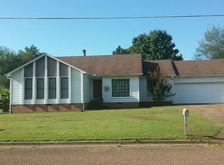255 Cottondale Dr, Brownsville, TN 38012