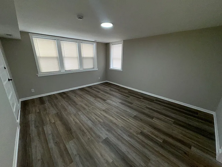 2360 S Sacramento Ave #BF — Photo 22
