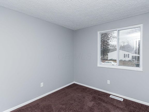 5th image of 3317 Clarkston Ave